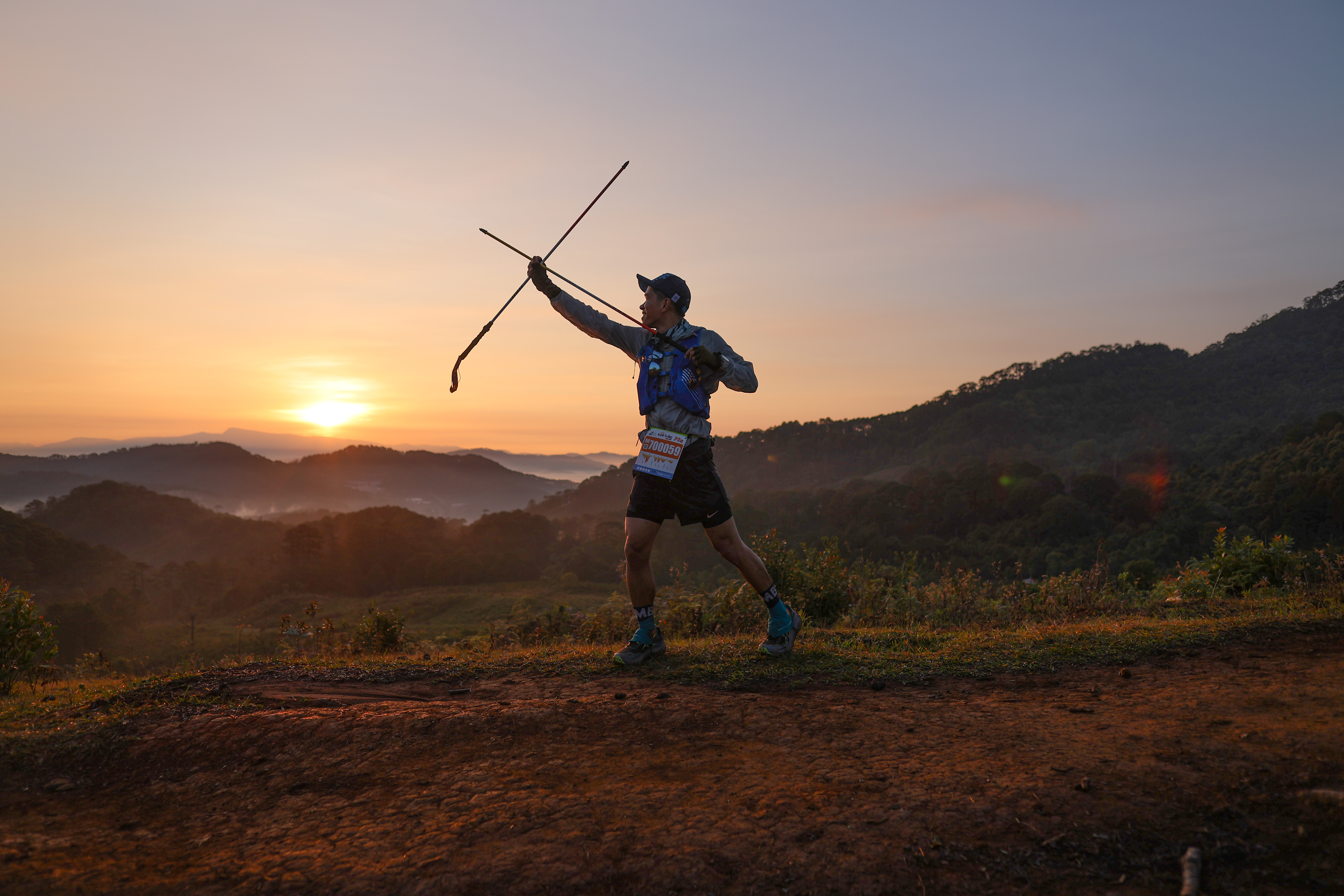 THE RIGHT WAY TO WARM UP: THE KEY TO A COMPLETE TRAIL RUNNING RACE THE RIGHT WAY TO WARM UP: THE KEY TO A COMPLETE TRAIL RUNNING RACE