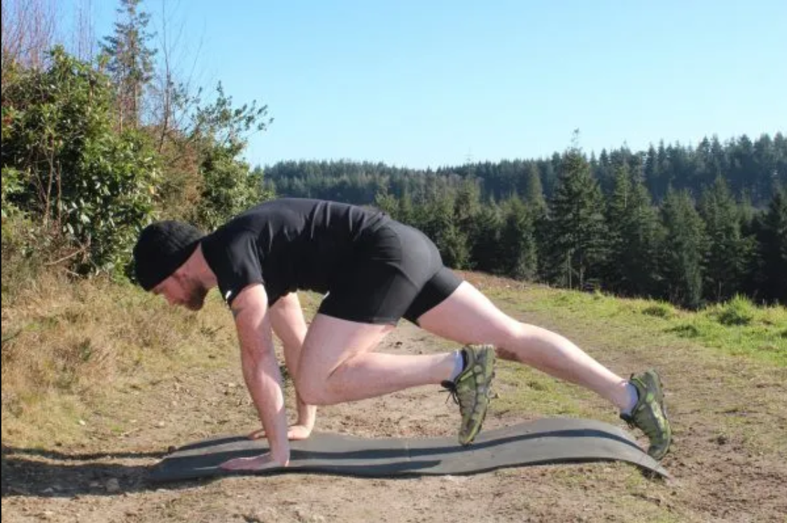 mountain-climbers-core-strength-training-for-trail-runners